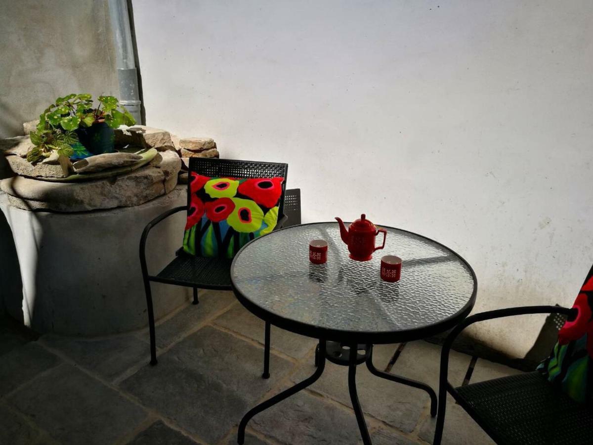 Cres Art Studio Lime Apartment מראה חיצוני תמונה